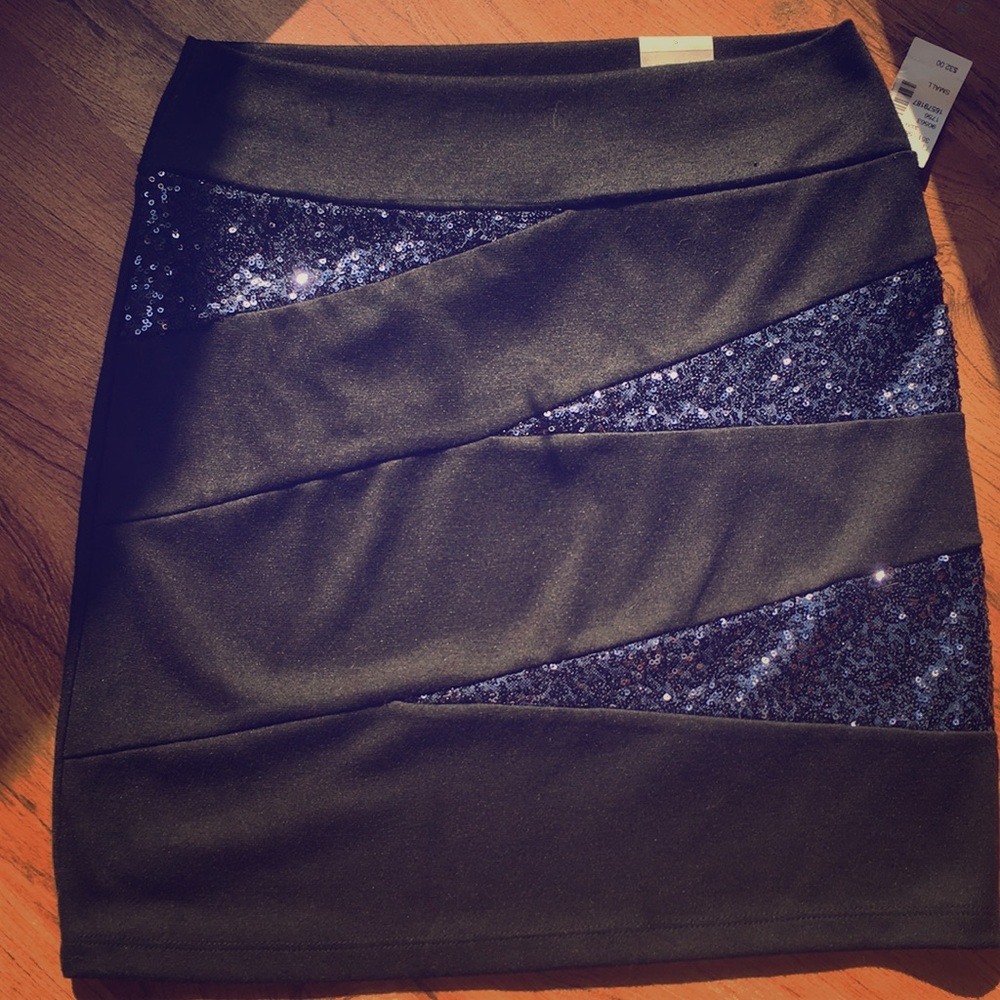 Brand New Mini skirt